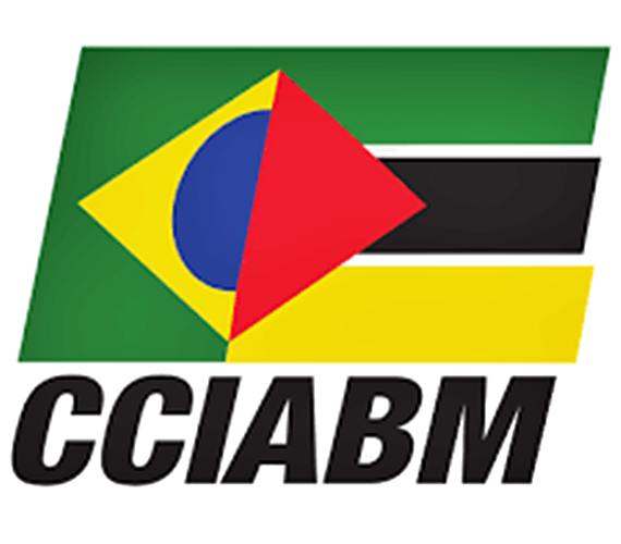 Logo da CCIABM com a metade da bandeira dos dois países se unindo